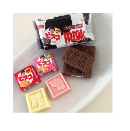 いろんなコラボ商品を貼ろう