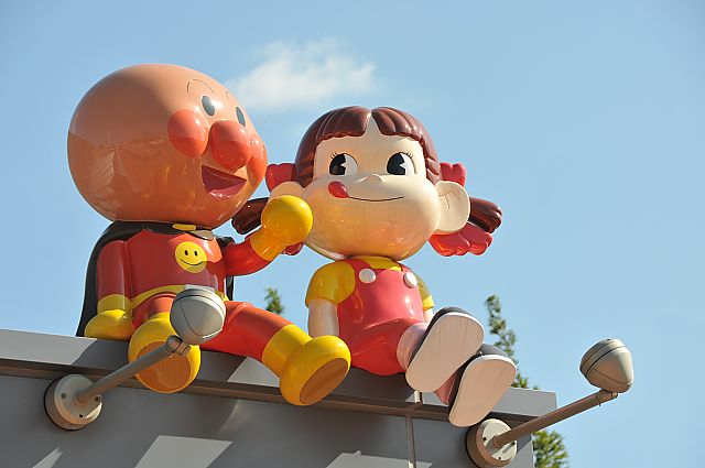 いろんなコラボ商品を貼ろう