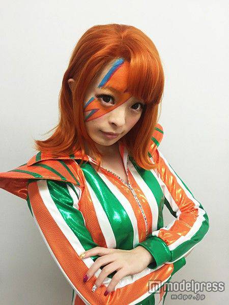いろんなコラボ商品を貼ろう