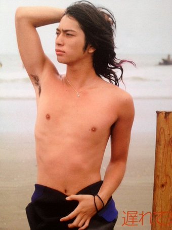 Hey!Say!JUMP知念侑李、嵐・櫻井翔は「すごく怖い」先輩？「カメラが回っていないときは一言もしゃべらない」