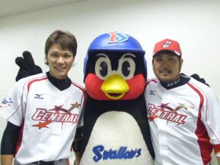 野球選手と球団マスコットの画像を貼っていくトピ