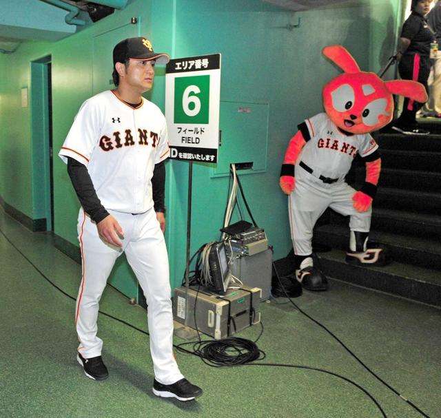 野球選手と球団マスコットの画像を貼っていくトピ