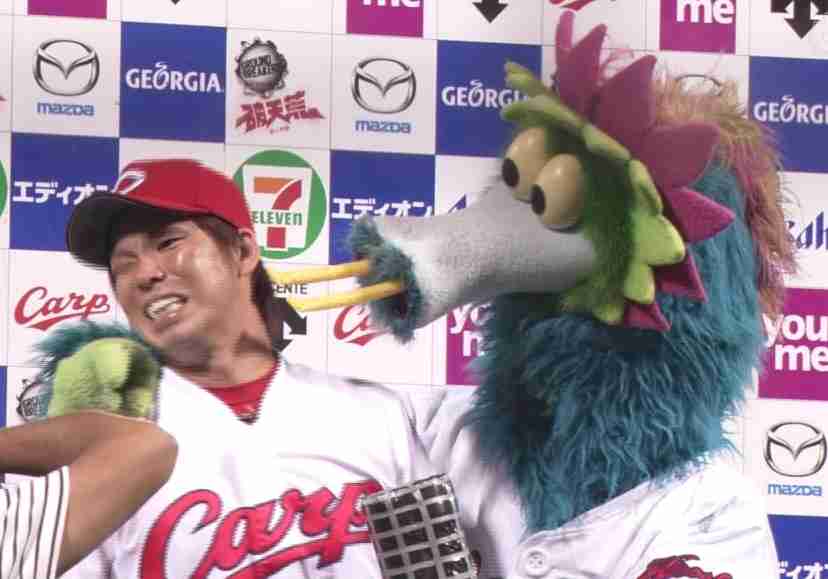 野球選手と球団マスコットの画像を貼っていくトピ