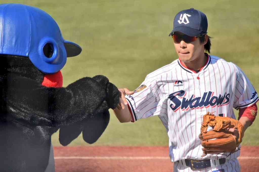 野球選手と球団マスコットの画像を貼っていくトピ