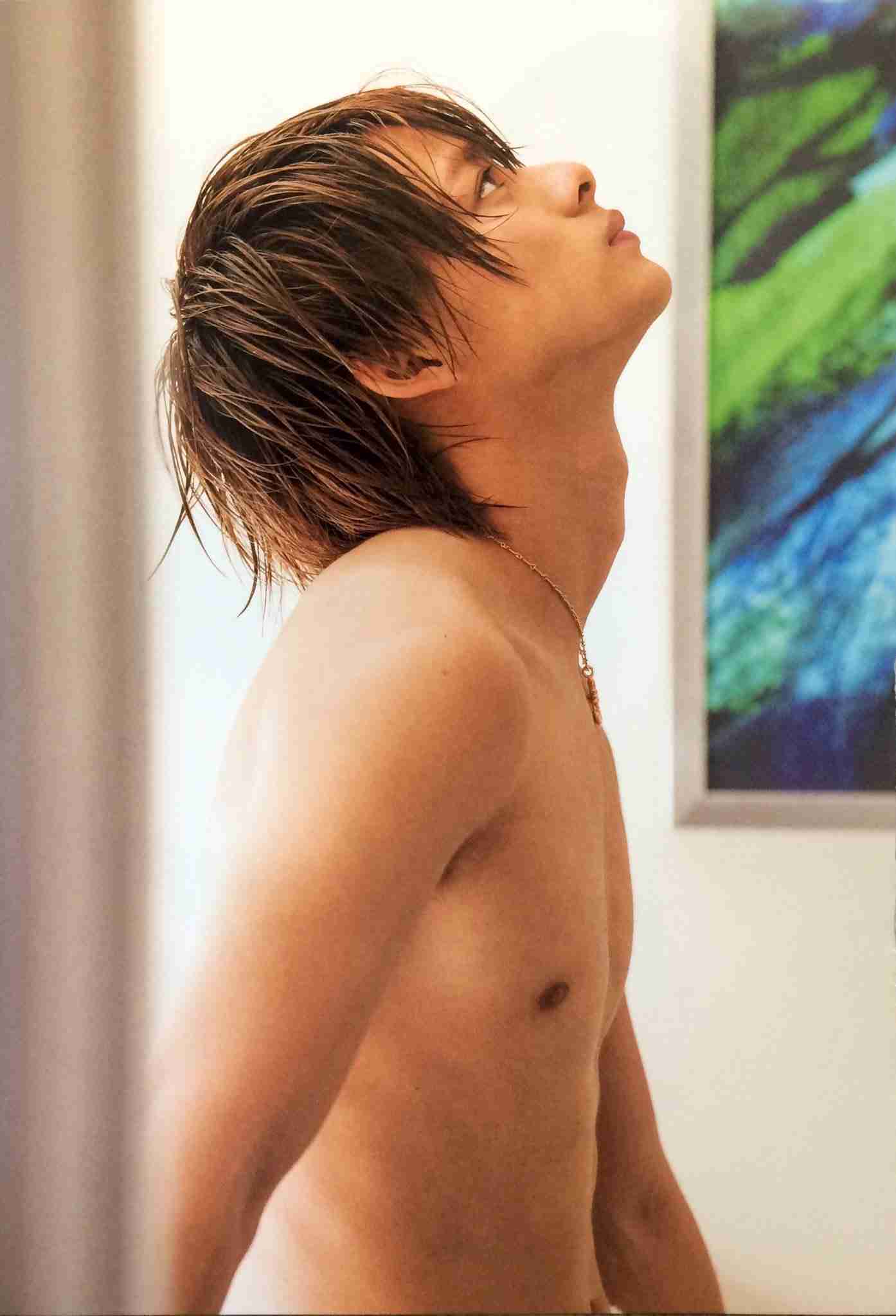 色気のある男性の画像