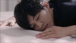 色気のある男性の画像