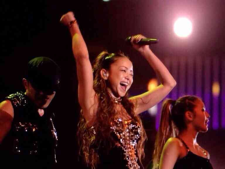 安室奈美恵、新曲クリスマスソング解禁 セブンイレブン限定で入手可能