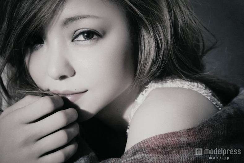 安室奈美恵、新曲クリスマスソング解禁 セブンイレブン限定で入手可能