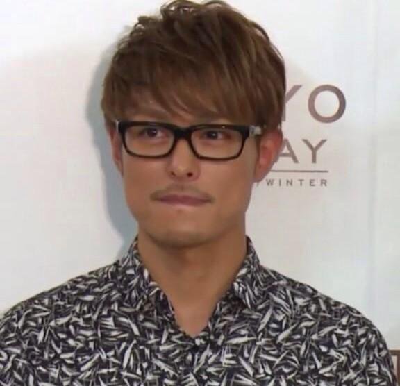 三代目JSB小林直己、サプライズバースデーに照れ笑い「全然気づかなかった」