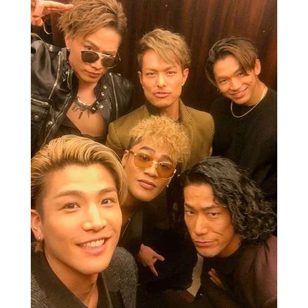 三代目JSB小林直己、サプライズバースデーに照れ笑い「全然気づかなかった」