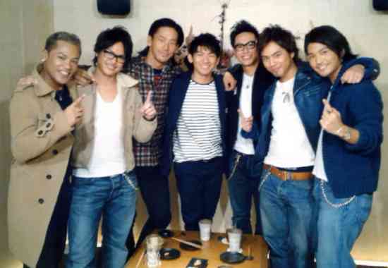 三代目JSB小林直己、サプライズバースデーに照れ笑い「全然気づかなかった」