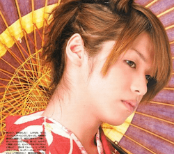 ジャニーズタレントの女装画像を貼るトピ
