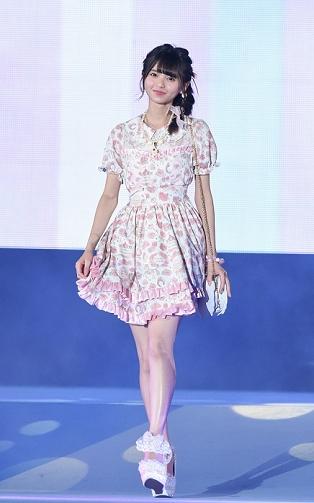 小顔だと思う芸能人を画像で検証するトピ