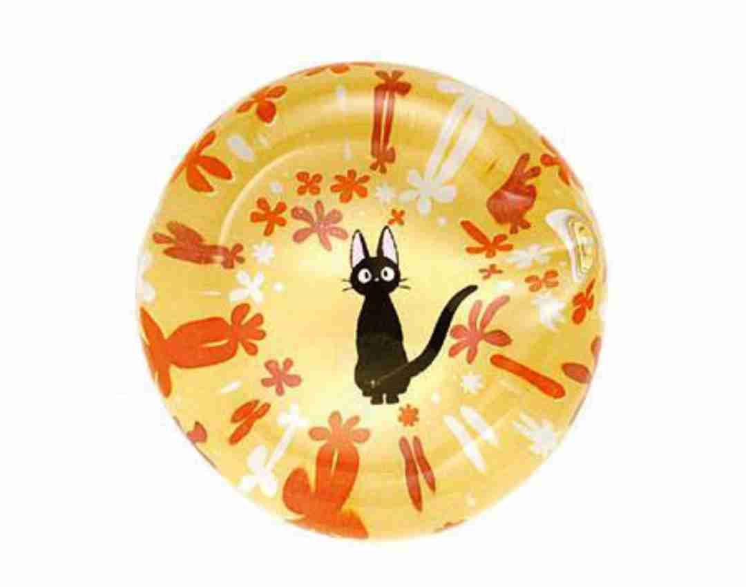 ジブリグッズを貼るトピ