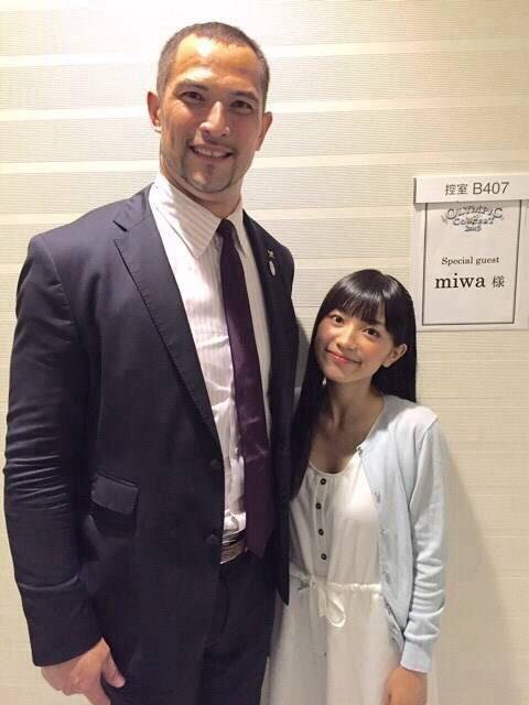 芸能人の身長差画像を貼るトピ
