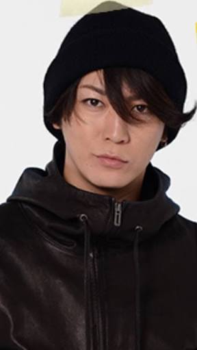 ニット帽をかぶった有名人の画像を集めるトピ