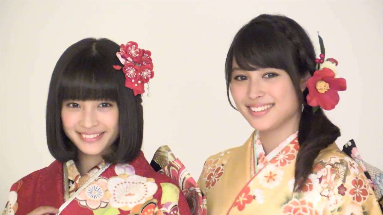 広瀬アリス、ショートヘアの妹・すずと2ショットで「すずちゃんイケメン」「姉妹逆転感」の声