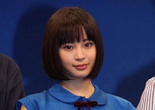 広瀬アリス、ショートヘアの妹・すずと2ショットで「すずちゃんイケメン」「姉妹逆転感」の声