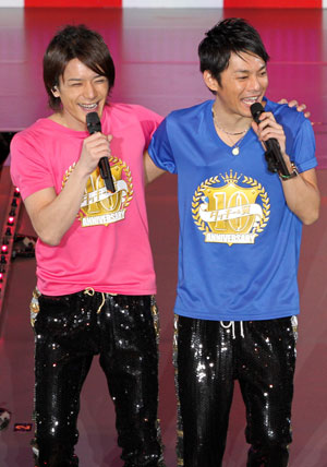 嵐に次ぐ次世代看板グループ争いはHey!Say!JUMPをキスマイが大逆転!?