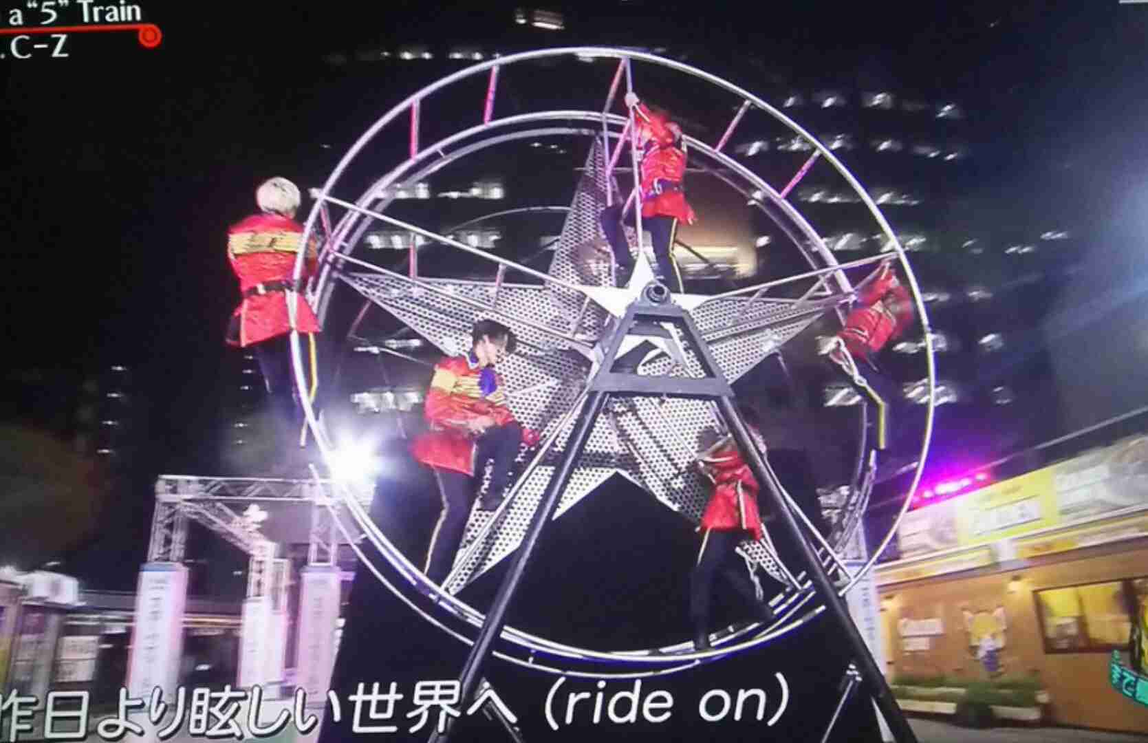 嵐に次ぐ次世代看板グループ争いはHey!Say!JUMPをキスマイが大逆転!?