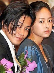 破局説も噴出？嵐・松本潤＆井上真央の”公認カップル”に新展開