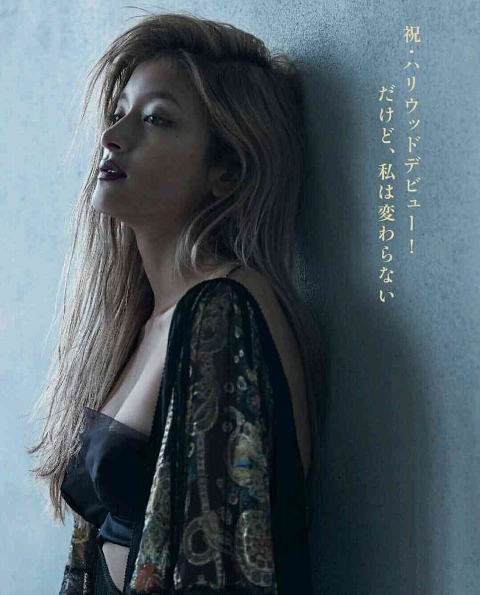 【2016年末特集】長澤まさみ、石原さとみ、ローラら華やかドレスアップ総まとめ！