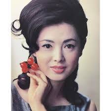 昭和に活躍したカッコいい芸能人の画像を貼りましょう。