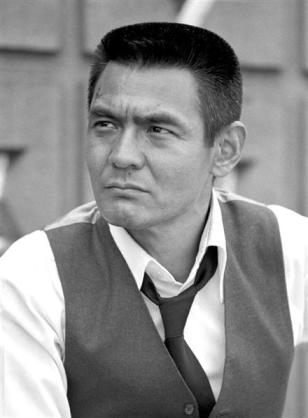 昭和に活躍したカッコいい芸能人の画像を貼りましょう。