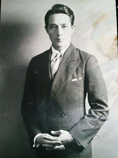 昭和に活躍したカッコいい芸能人の画像を貼りましょう。