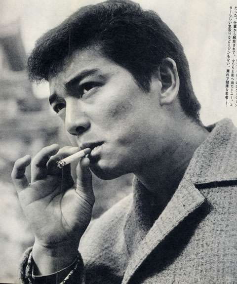 昭和に活躍したカッコいい芸能人の画像を貼りましょう。