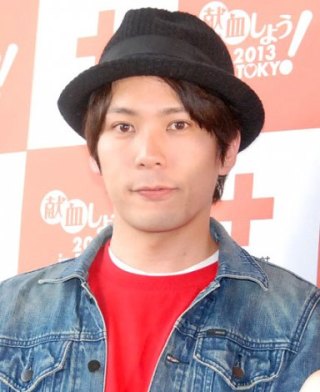「テニスの王子様」など出演の俳優・磯貝龍虎、女性歌手QBLと結婚していた！誤投稿で発覚、“異例”の謝罪 