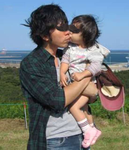 我が子と、口と口のキスしますか?