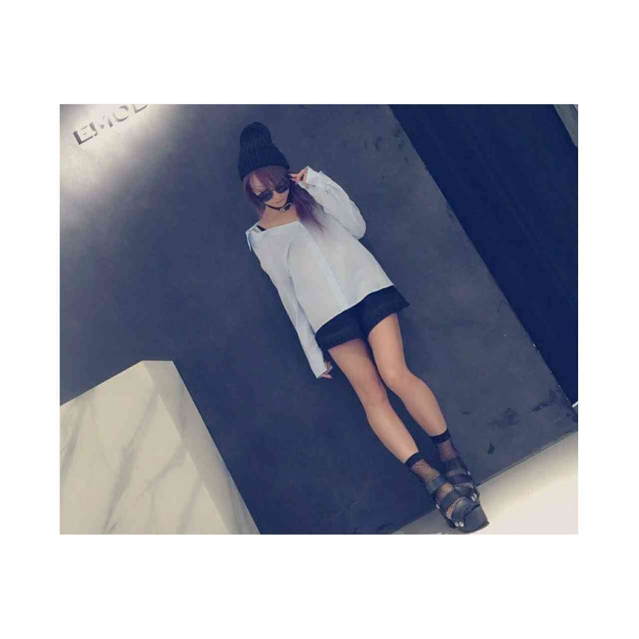 浜崎あゆみ またまた意味深メッセージ「嘘ならせめて最後まで突き通したらいーのに」