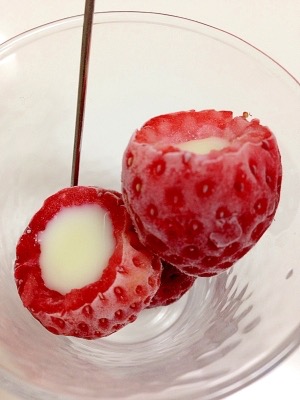イチゴのお菓子の画像を貼るトピ