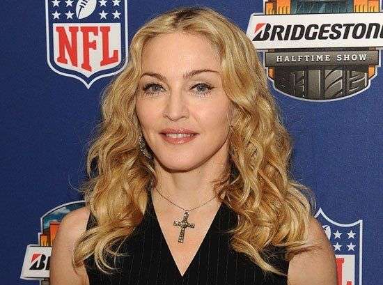 マドンナ告白　マイケル・ジャクソンを「酔わせてフレンチキスしたの」