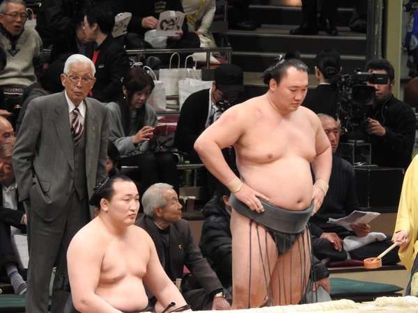 大相撲この一年、あなたにとっての一番の場所、取り組み、出来ごとはなんですか?