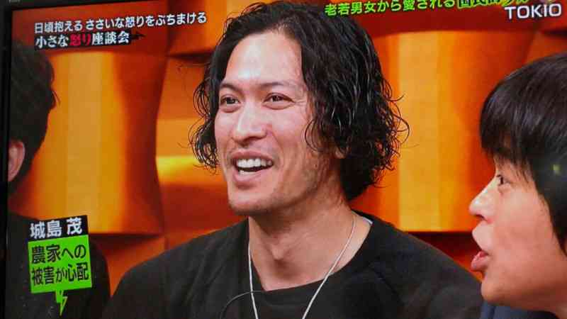 前頭部が明らかに後退？TOKIO・長瀬智也の