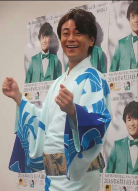 闇を感じる有名人