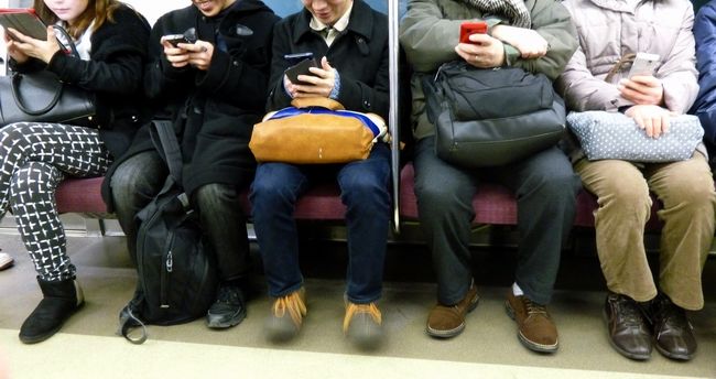 スマホorテレビ、なくなると困るのはどっち?