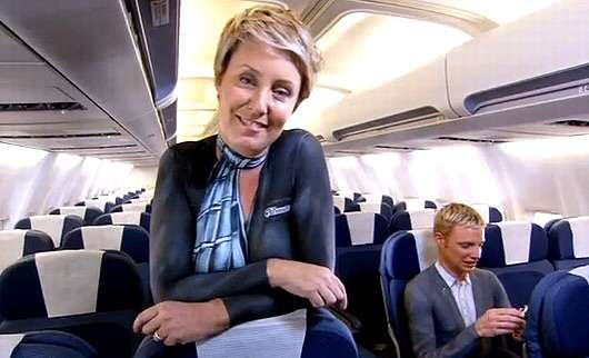 【一部閲覧注意】飛行機内でうっかり見ちゃった奇妙な場面