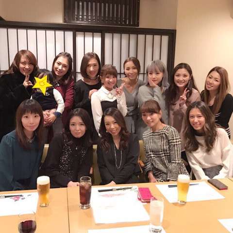 矢口真里 里田まいらとセクシーポーズ 幻のROMANS復活写真