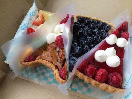 クリスマスのケーキ・ご馳走の画像いっぱい