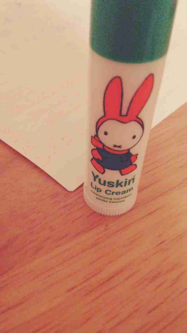持ってるリップ見せてください☆