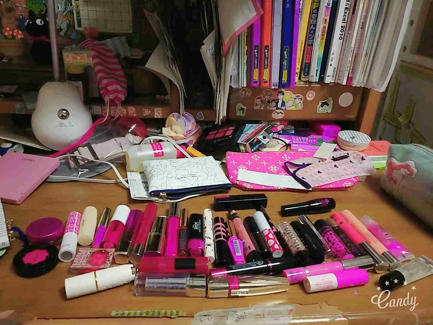 持ってるリップ見せてください☆