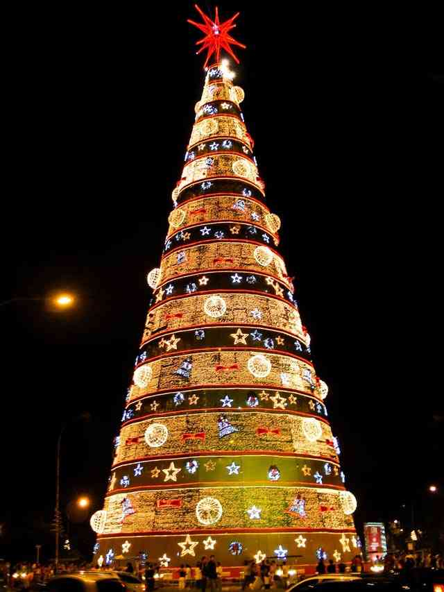 クリスマスツリーの画像を貼っていくトピ