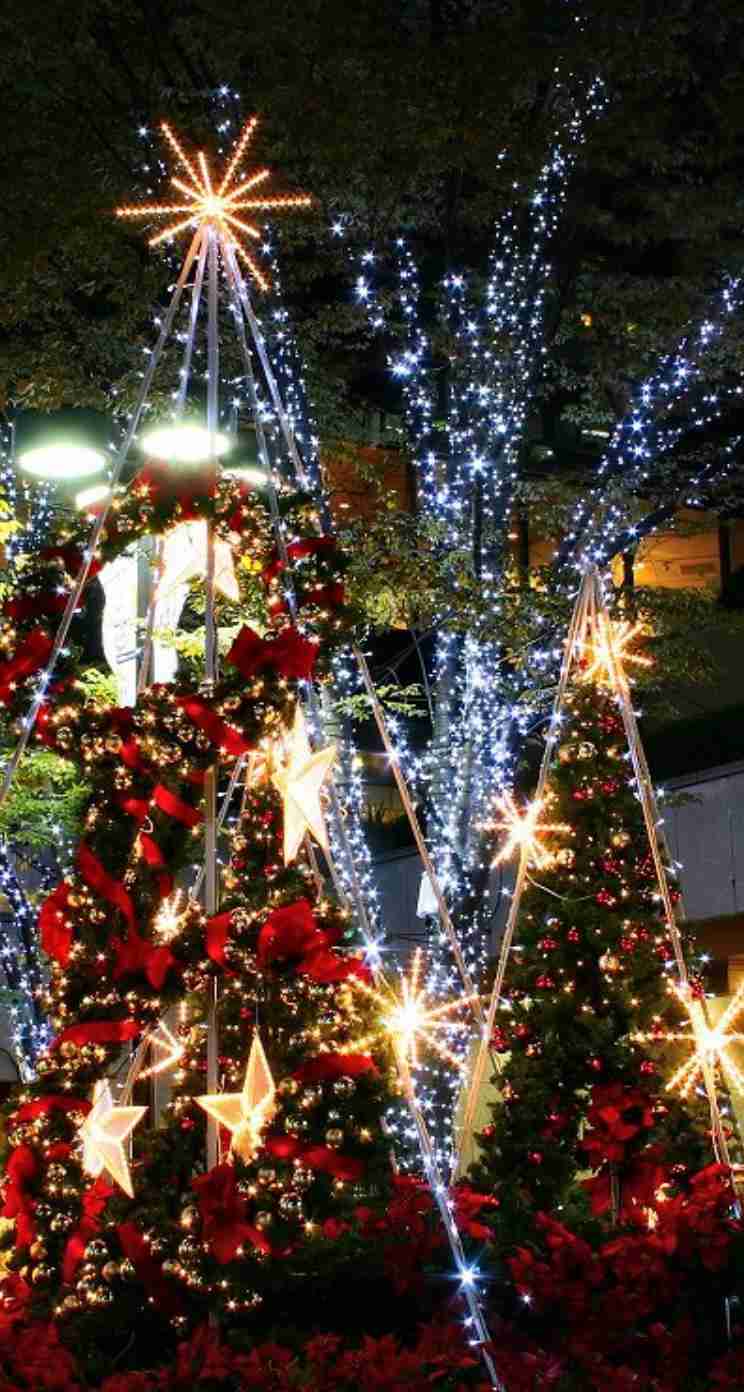 クリスマスツリーの画像を貼っていくトピ
