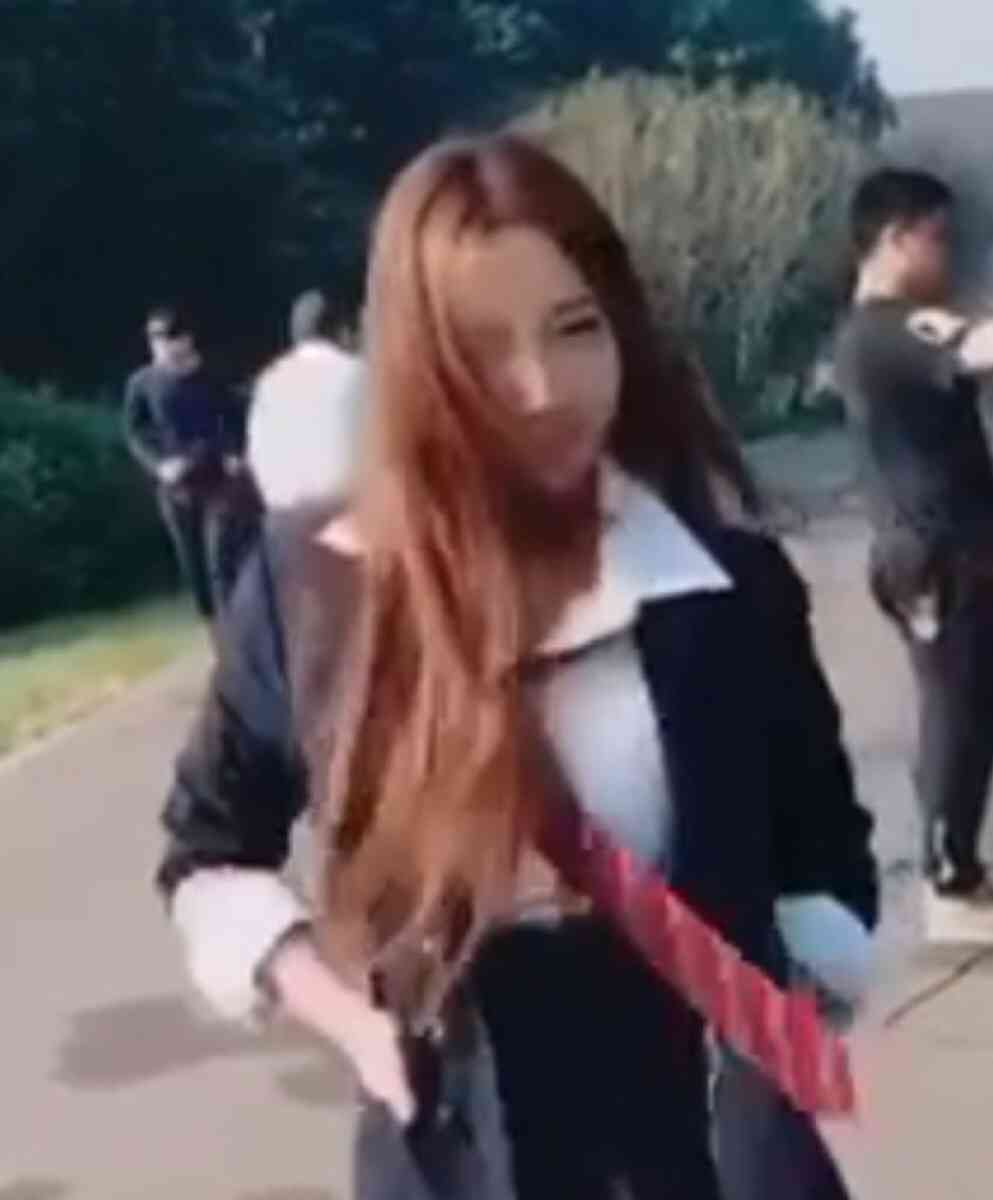 ざわちん、セクシーなタトゥー姿を公開!? なんと中国で映画撮影中！