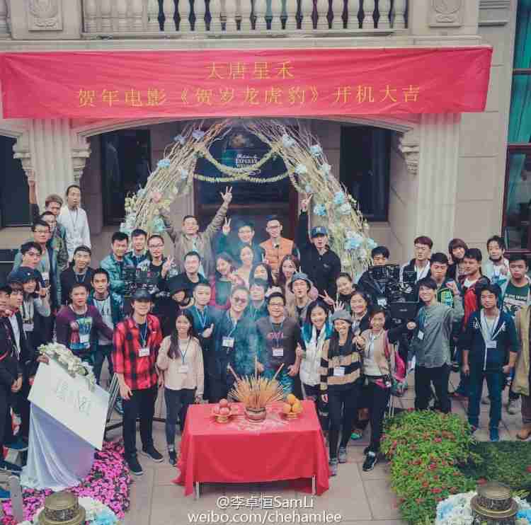 ざわちん、セクシーなタトゥー姿を公開!? なんと中国で映画撮影中！