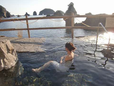 温泉に入ってる気分になれるトピ    