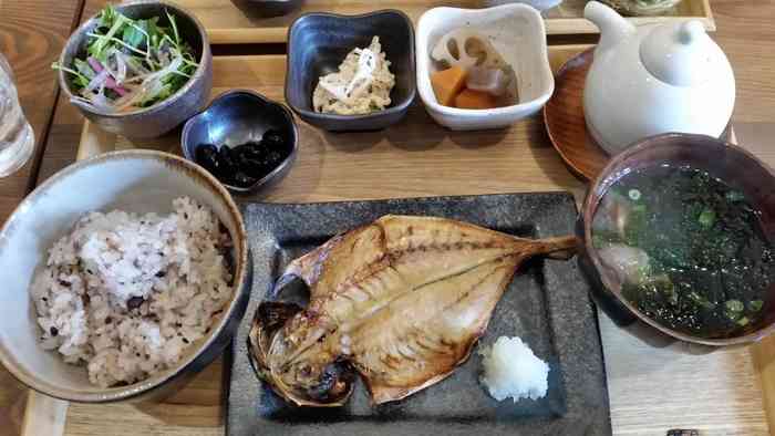 一汁三菜画像ください